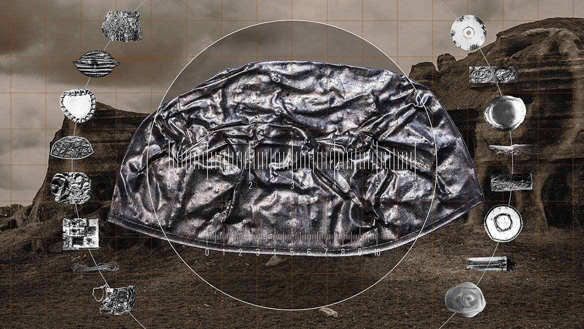 The main motif of this compositing is a flattened piece of metal whose function is not clear.
